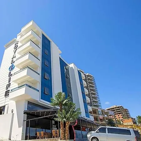 Royal Life Exclusive Hotel